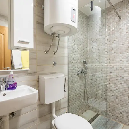 Apartments&rooms La Putalina Casa de hóspedes Neum