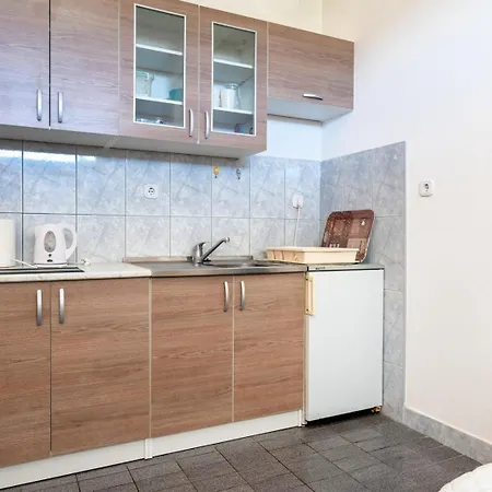 Apartments&rooms La Putalina